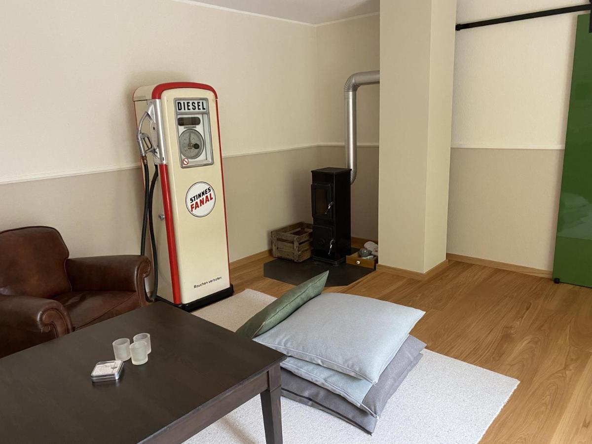 Eine Gemuetliche Ferienwohnung Mit Garten Bad Karlshafen Bagian luar foto